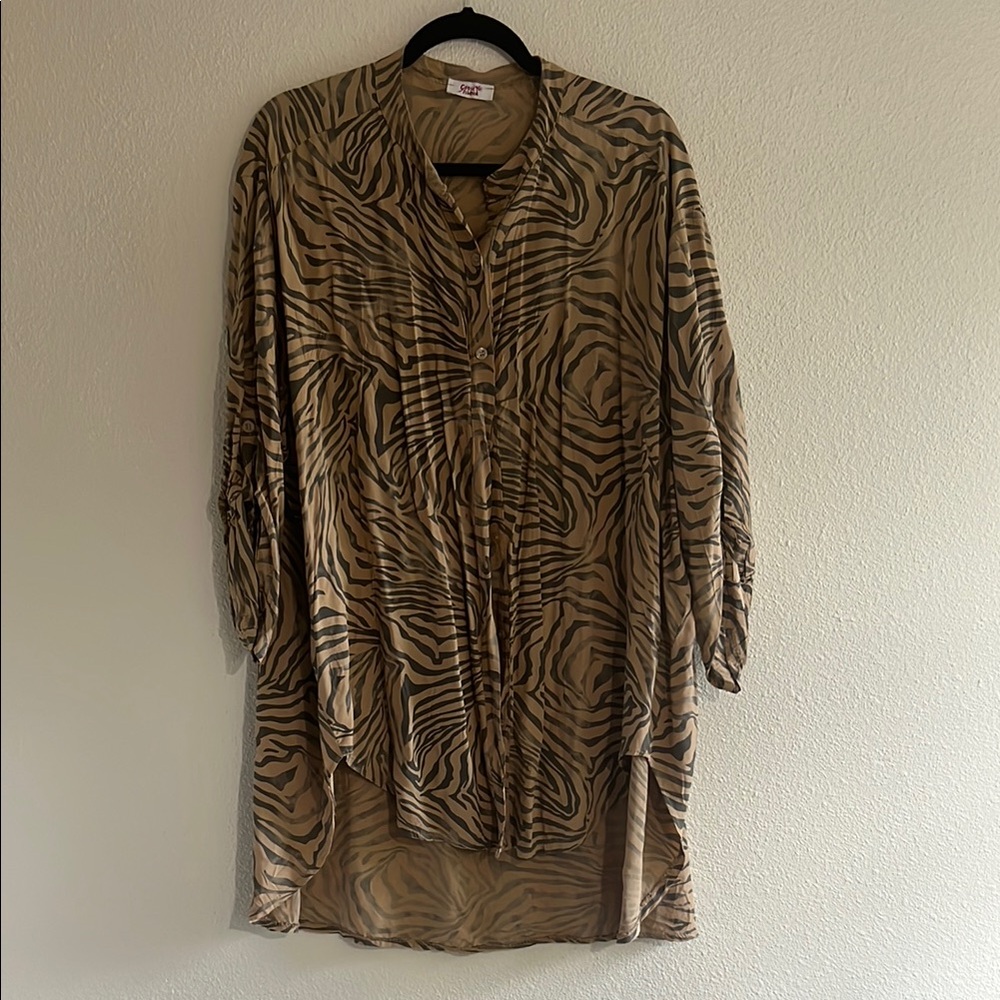 Australian brand, Goose Island, zebra print Tunic, button down, one size